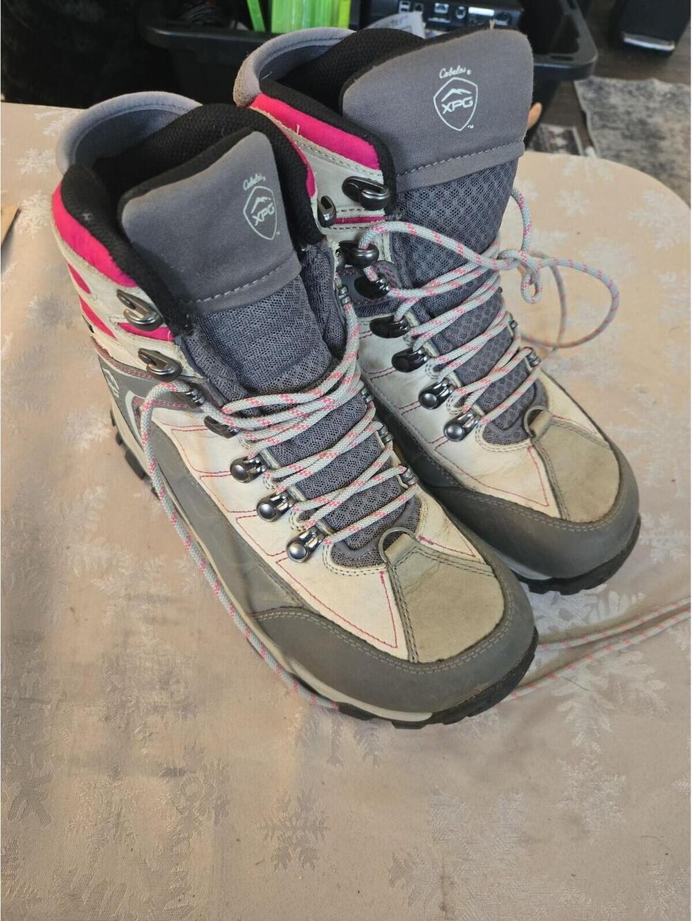 Cabela's XPG Women's Waterproof Hiking Boots - Grey & Pink - Size 7.5M - Picture 4 of 6